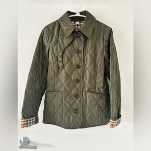 BURBERRY Fernleigh Thermoregulated Diamond Quilted Jacket in Dark Olive XS